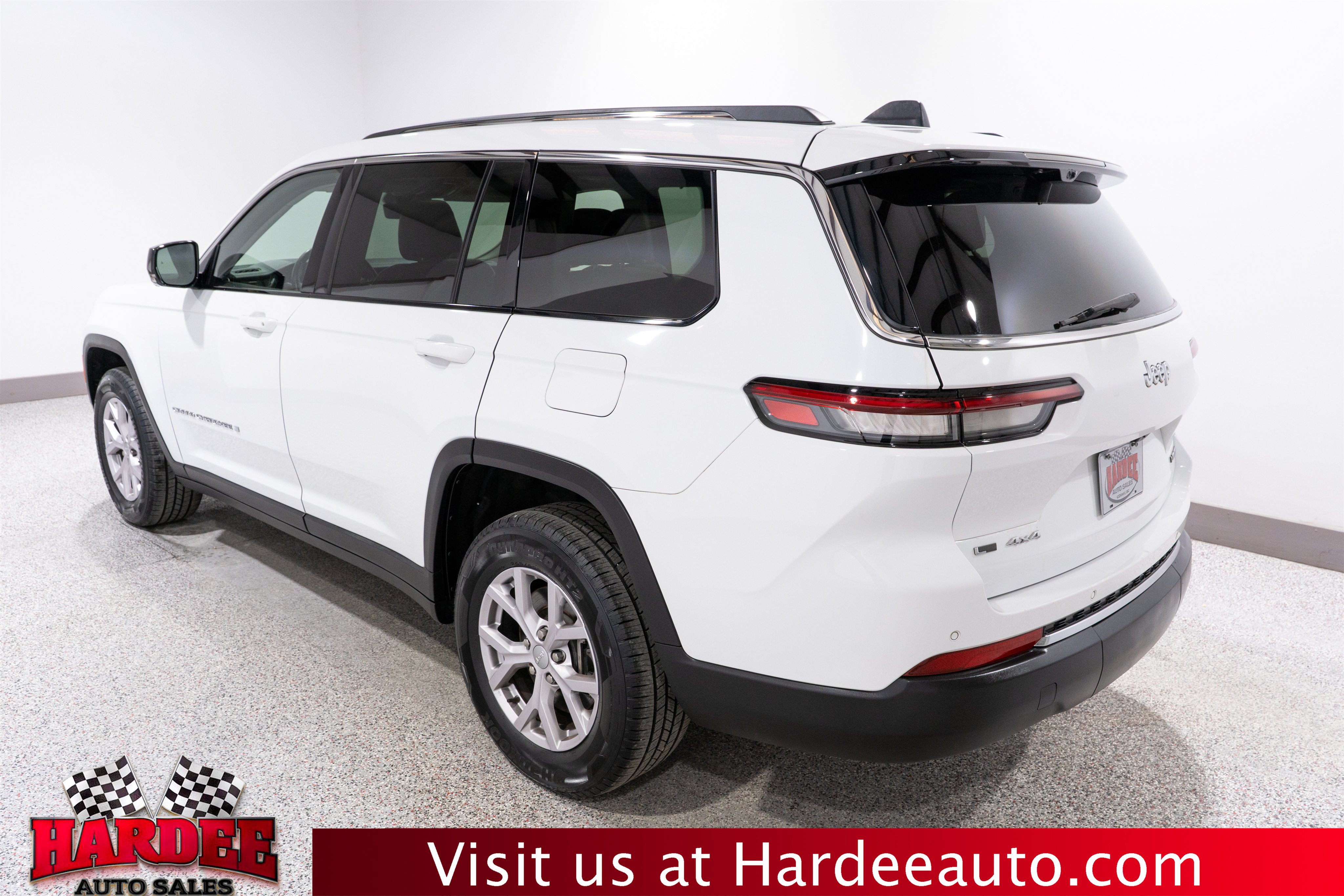 Used 2022 Jeep Grand Cherokee L Limited w/ Luxury Tech Group II AWD/4WD image 3