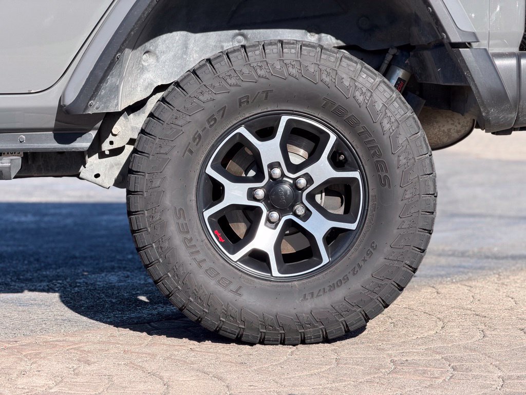 Used 2021 Jeep Wrangler Unlimited Rubicon AWD/4WD image 2