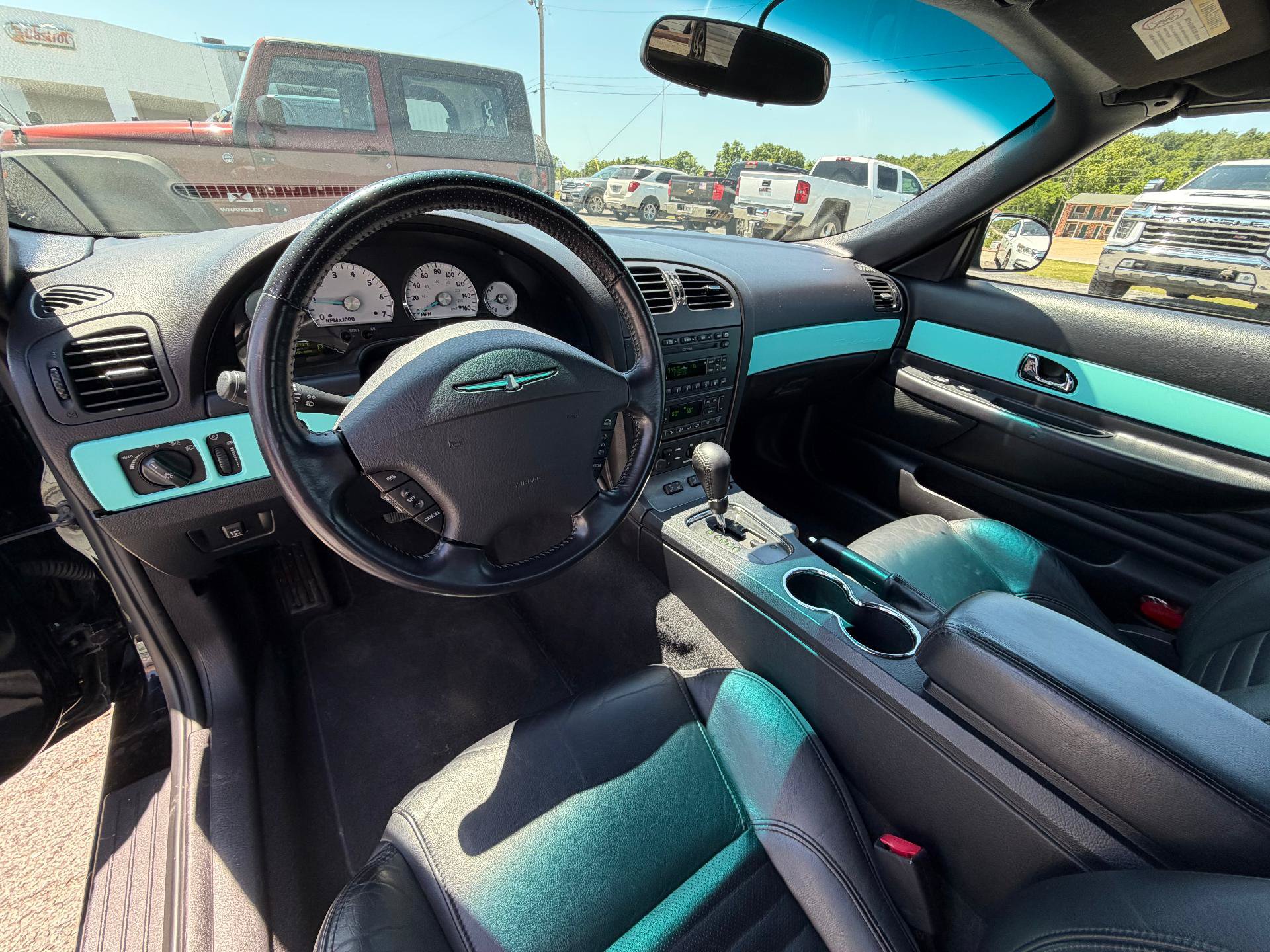 Used 2003 Ford Thunderbird RWD image 11