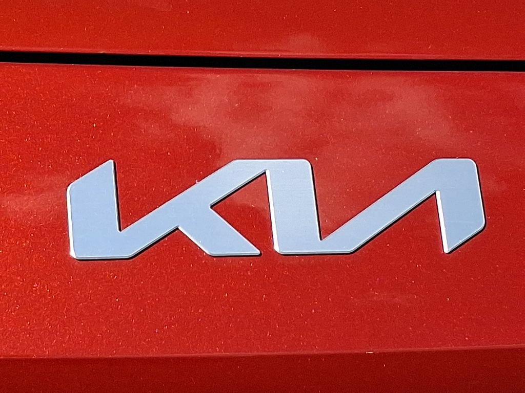 Certified 2023 Kia Forte GT-Line w/ GT-Line Technology Package FWD image 28
