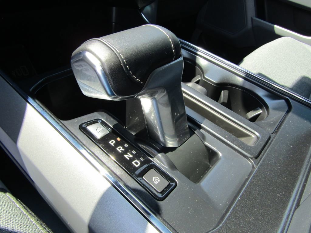 Used 2025 Ford F150 Lightning XLT w/ Max Trailer Tow Package AWD/4WD image 31