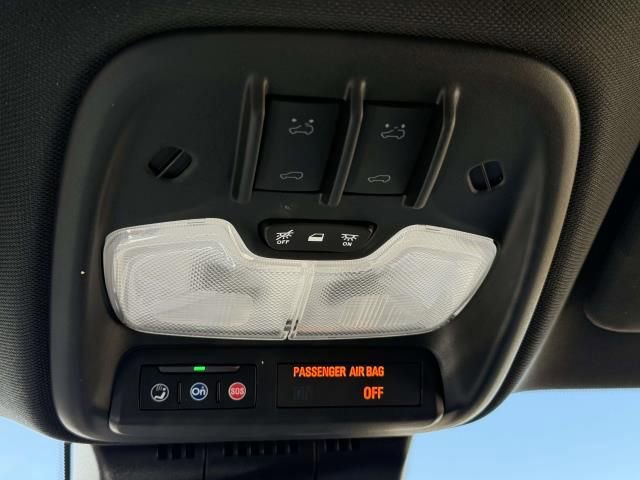 Used 2025 GMC Canyon AT4 w/ Technology Plus Package image 30