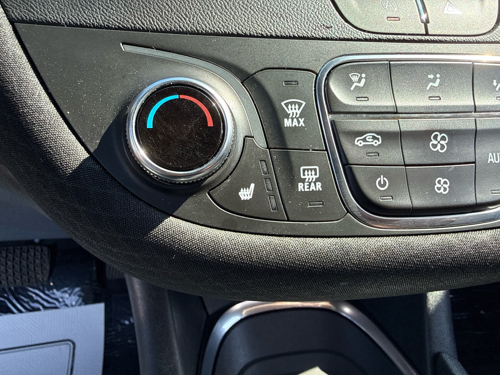 Certified 2025 Chevrolet Malibu LT FWD image 23