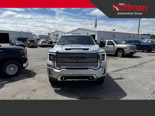 Used 2022 GMC Sierra 3500 Denali w/ Denali Ultimate Package AWD/4WD image 1