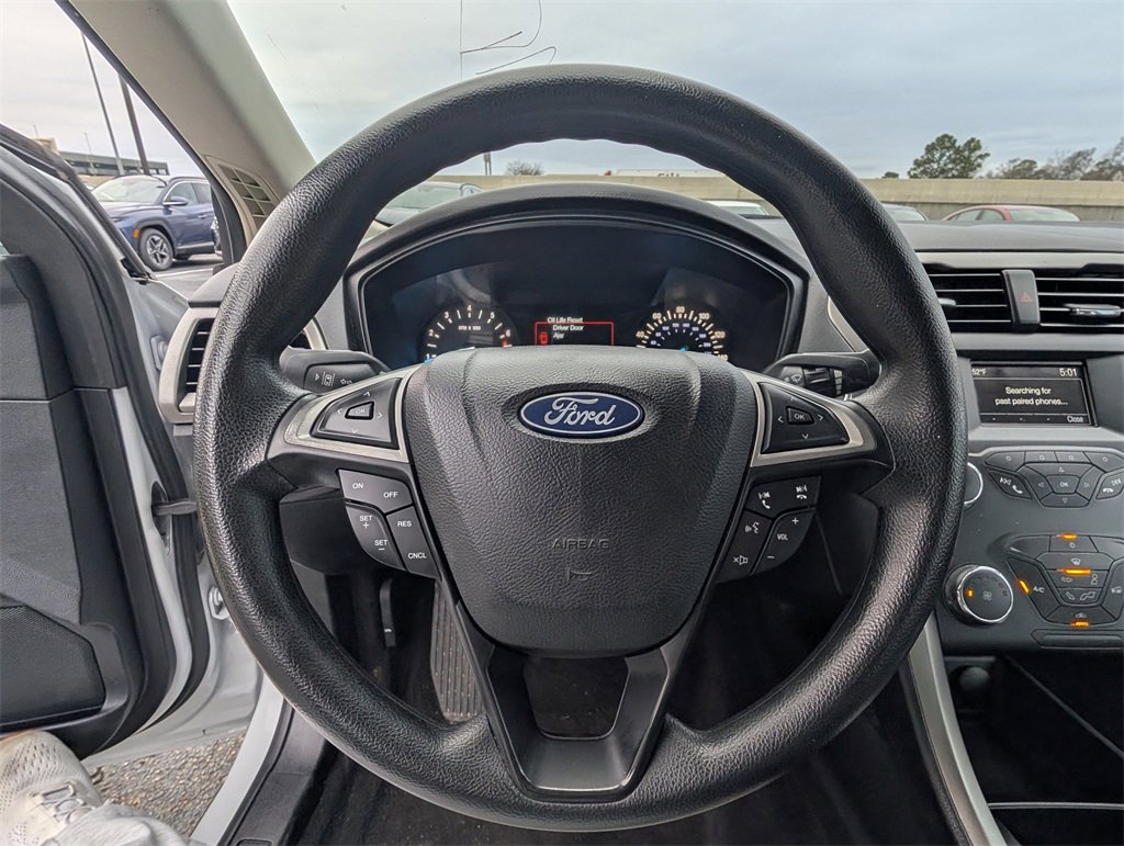 Used 2019 Ford Fusion S image 10