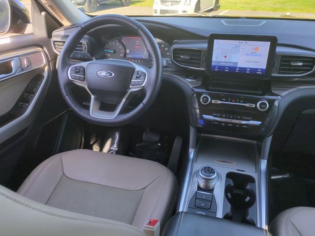 Used 2023 Ford Explorer Limited AWD/4WD image 30