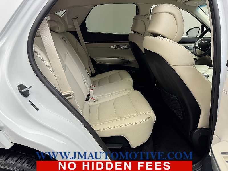 Used 2024 Genesis GV70 2.5T w/ Select Package image 18