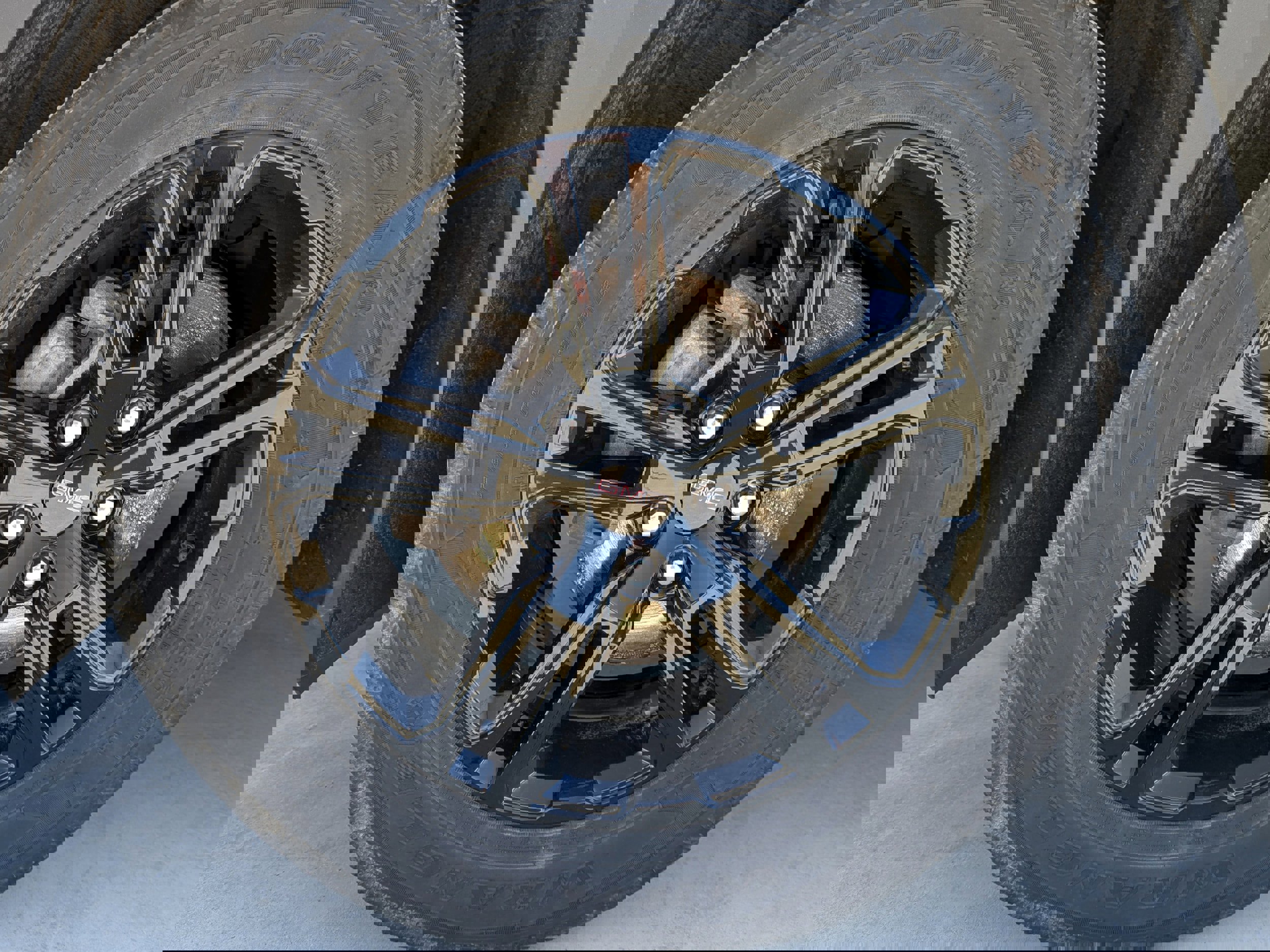 Used 2023 GMC Terrain AT4 image 12