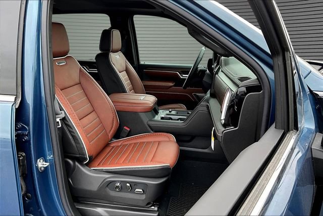 New 2026 GMC Sierra 3500 Denali Ultimate image 11