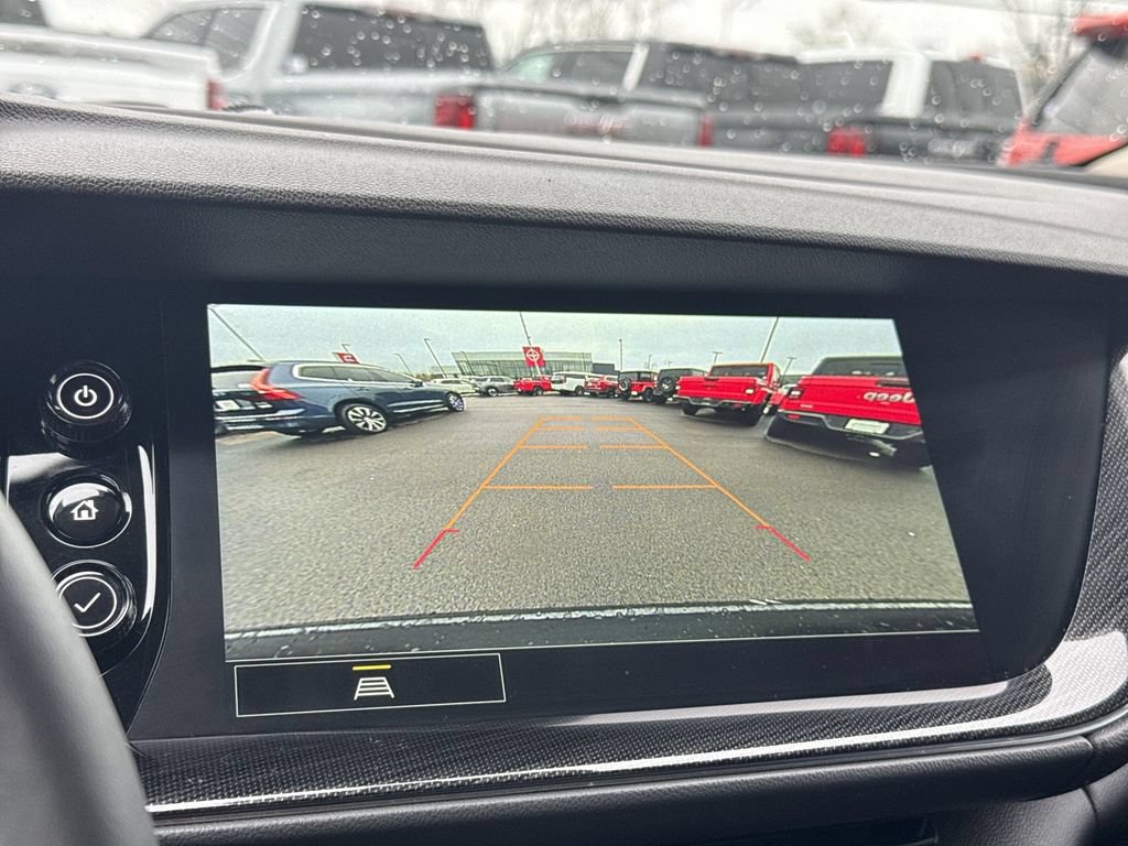 Used 2022 Buick Envision Preferred FWD image 17