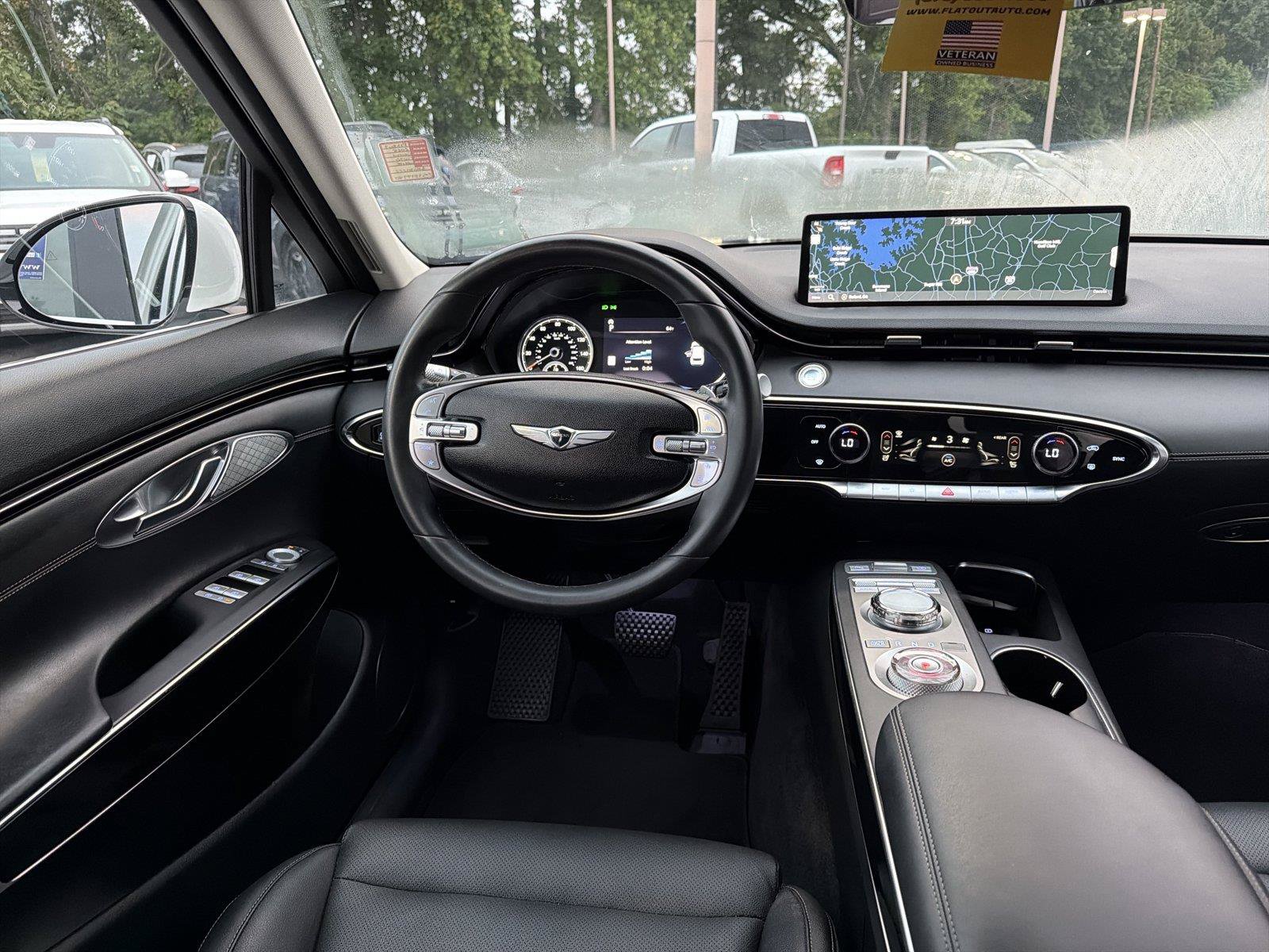Used 2025 Genesis GV70 2.5T AWD/4WD image 22
