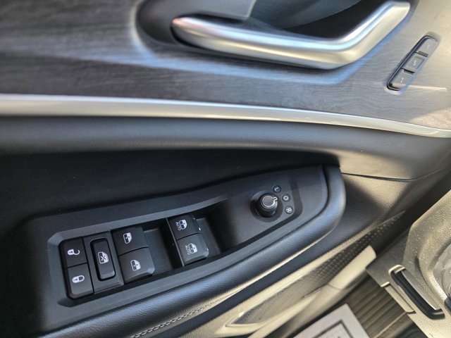 Used 2022 Jeep Grand Cherokee Limited 4xe w/ Luxury Tech Group II image 10