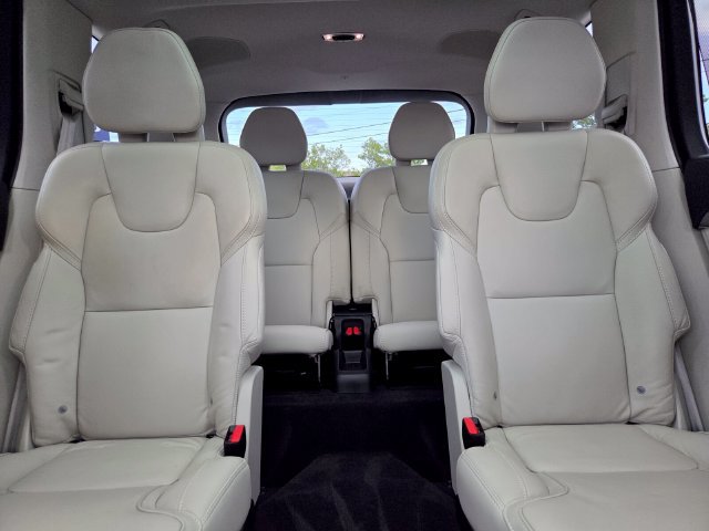 Used 2022 Volvo XC90 T6 Inscription w/ Advanced Package AWD/4WD image 11