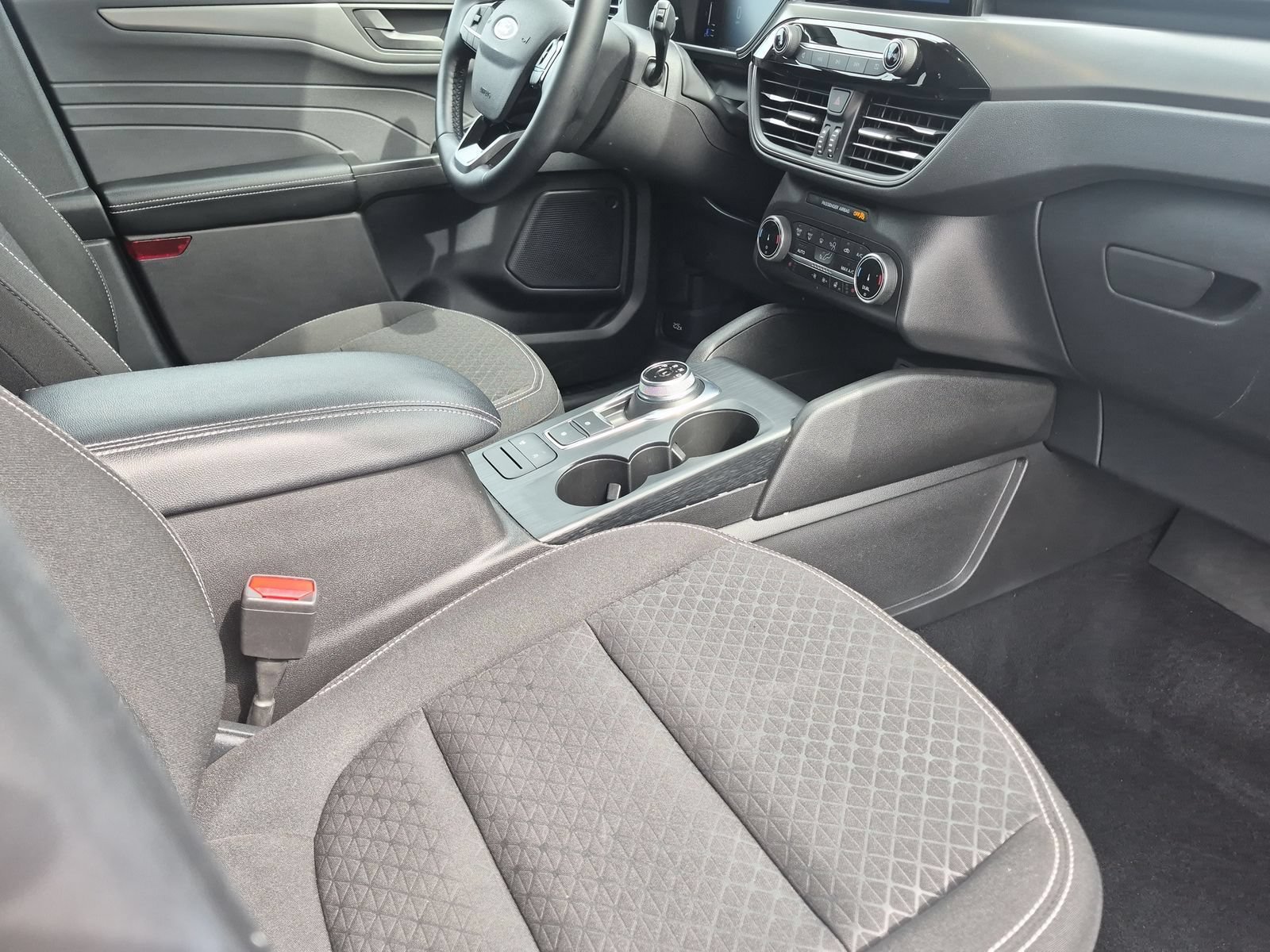 Used 2024 Ford Escape Active AWD/4WD image 20