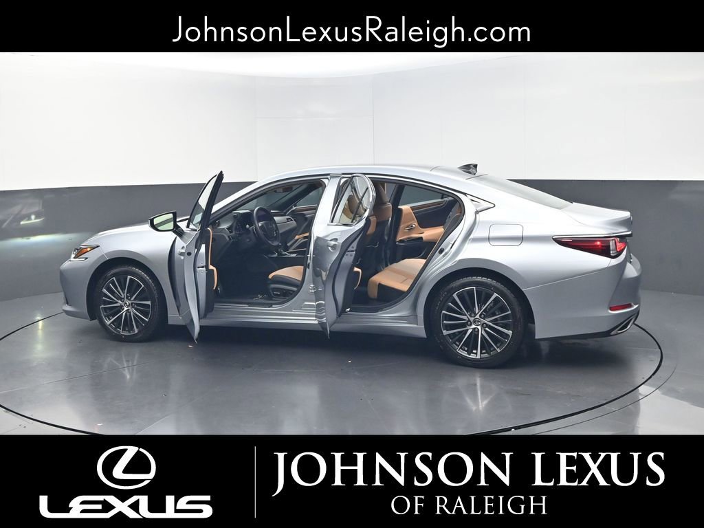 Certified 2024 Lexus ES 350 w/ Premium Package image 37