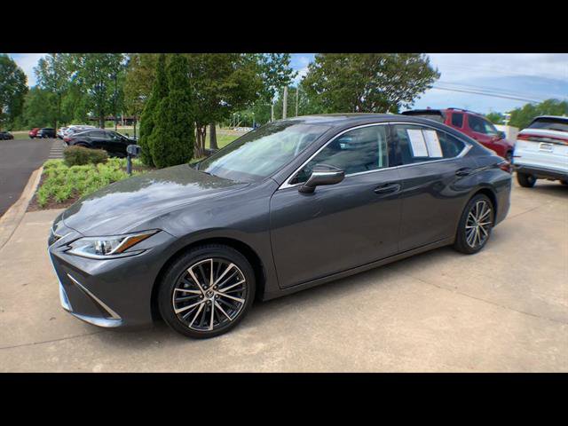 Certified 2023 Lexus ES 350 w/ Premium Package image 4