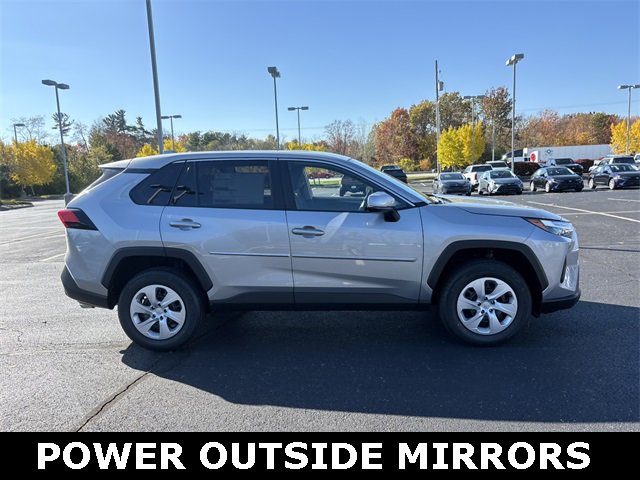 New 2025 Toyota RAV4 LE image 28