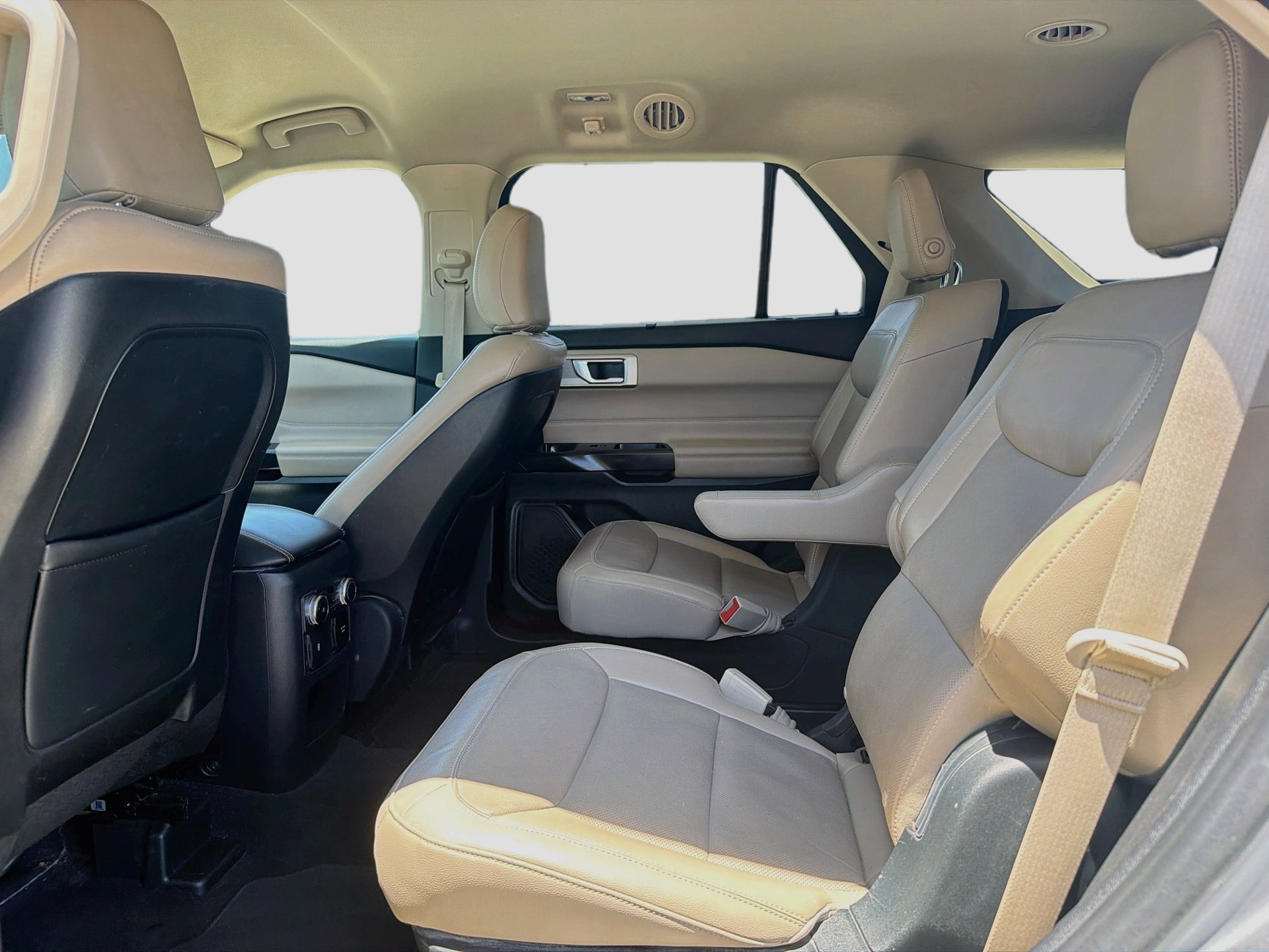 Used 2020 Ford Explorer Limited AWD/4WD image 28