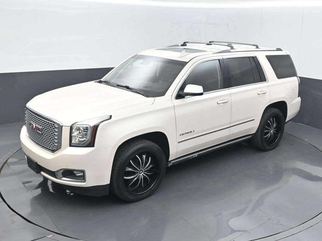 Used 2015 GMC Yukon Denali w/ Premium Package AWD/4WD image 9