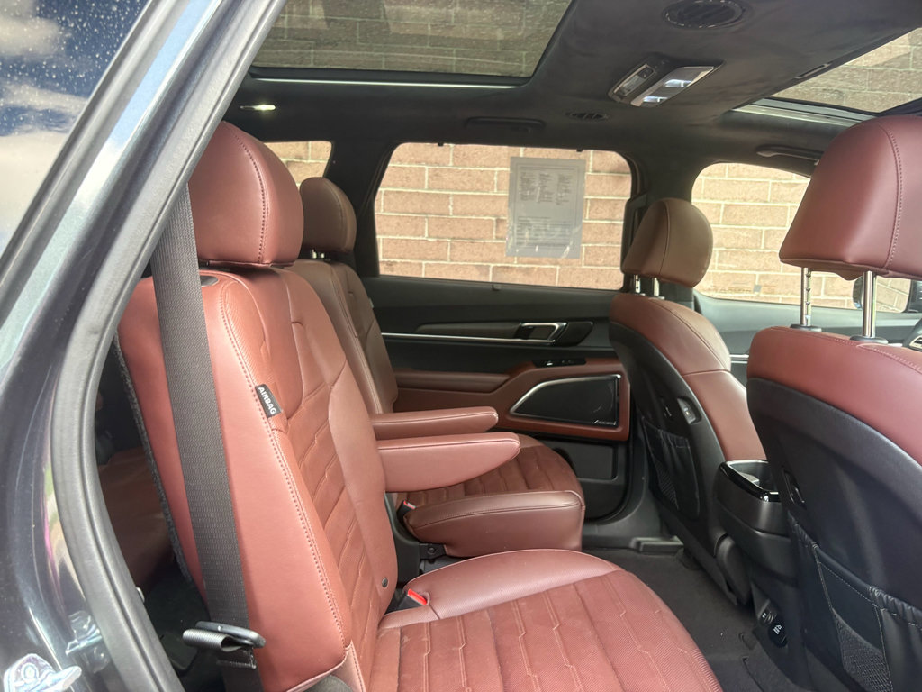 Used 2023 Kia Telluride SX Prestige AWD/4WD image 23