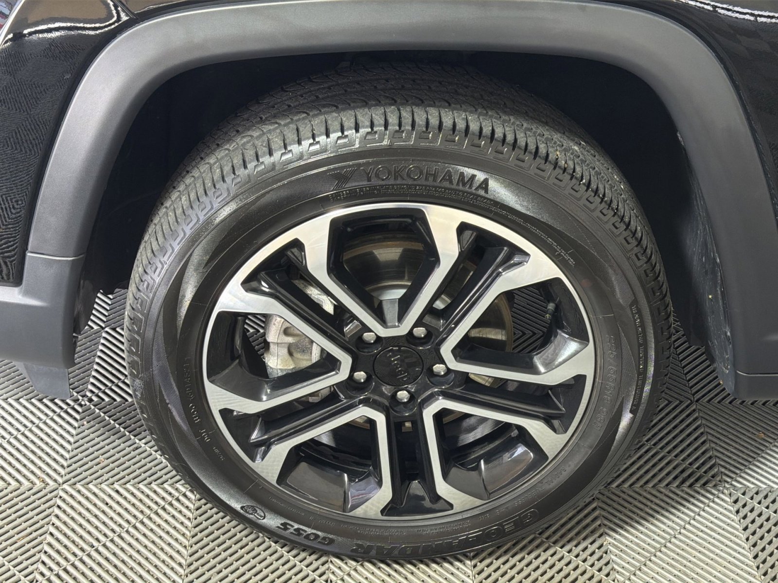 Used 2022 Jeep Compass Limited w/ Sun and Sound Group image 12