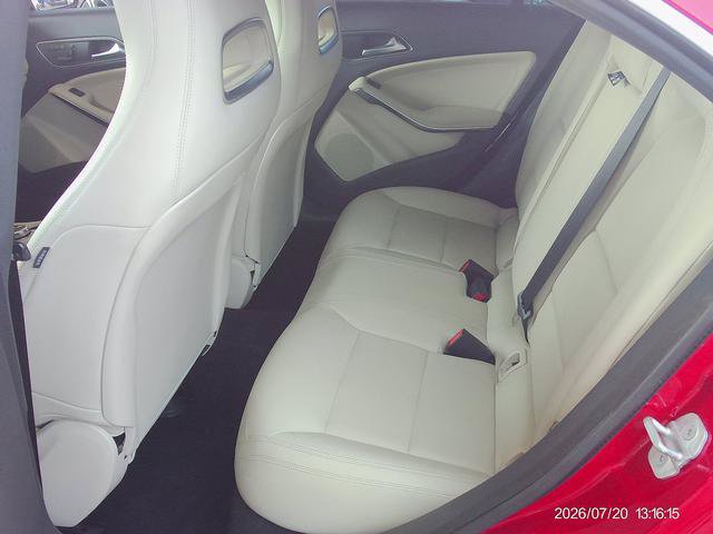 Used 2014 Mercedes-Benz CLA 250 4MATIC image 5