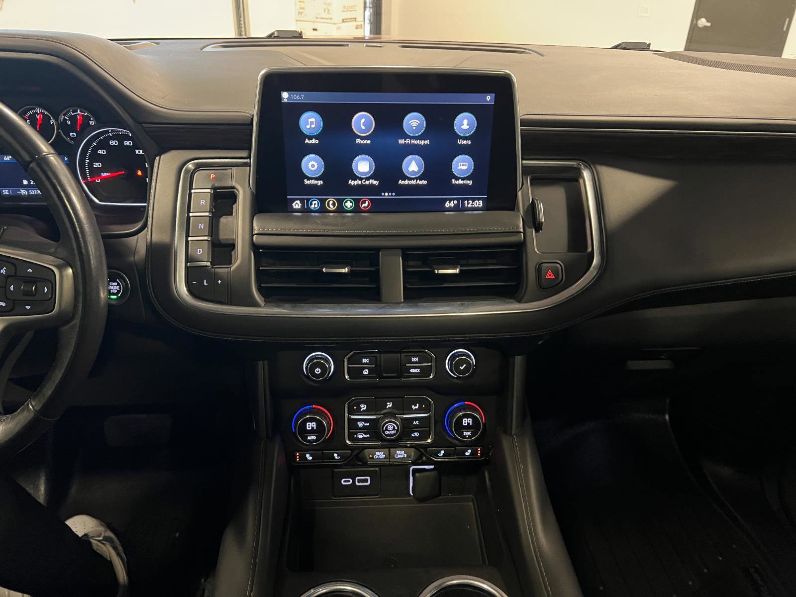 Used 2021 Chevrolet Tahoe Z71 image 16