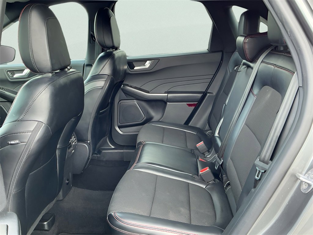 Used 2024 Ford Escape ST-Line w/ Cold Weather Package image 27
