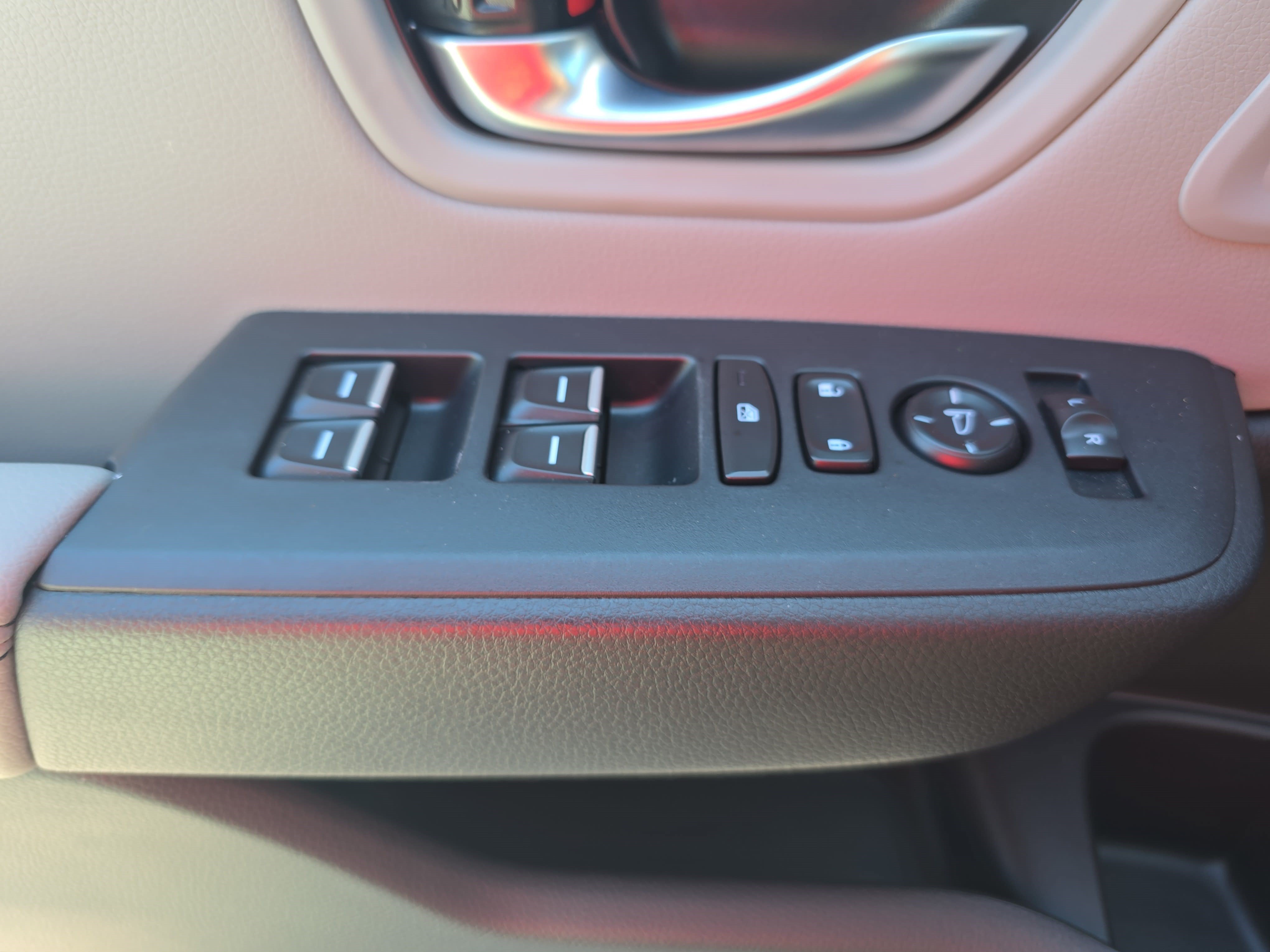 Certified 2025 Honda Pilot EX-L image 28