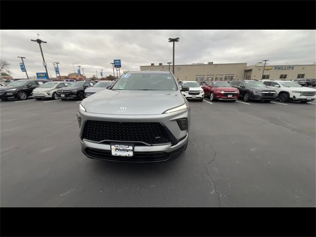 Certified 2025 Buick Enclave Sport Touring image 3