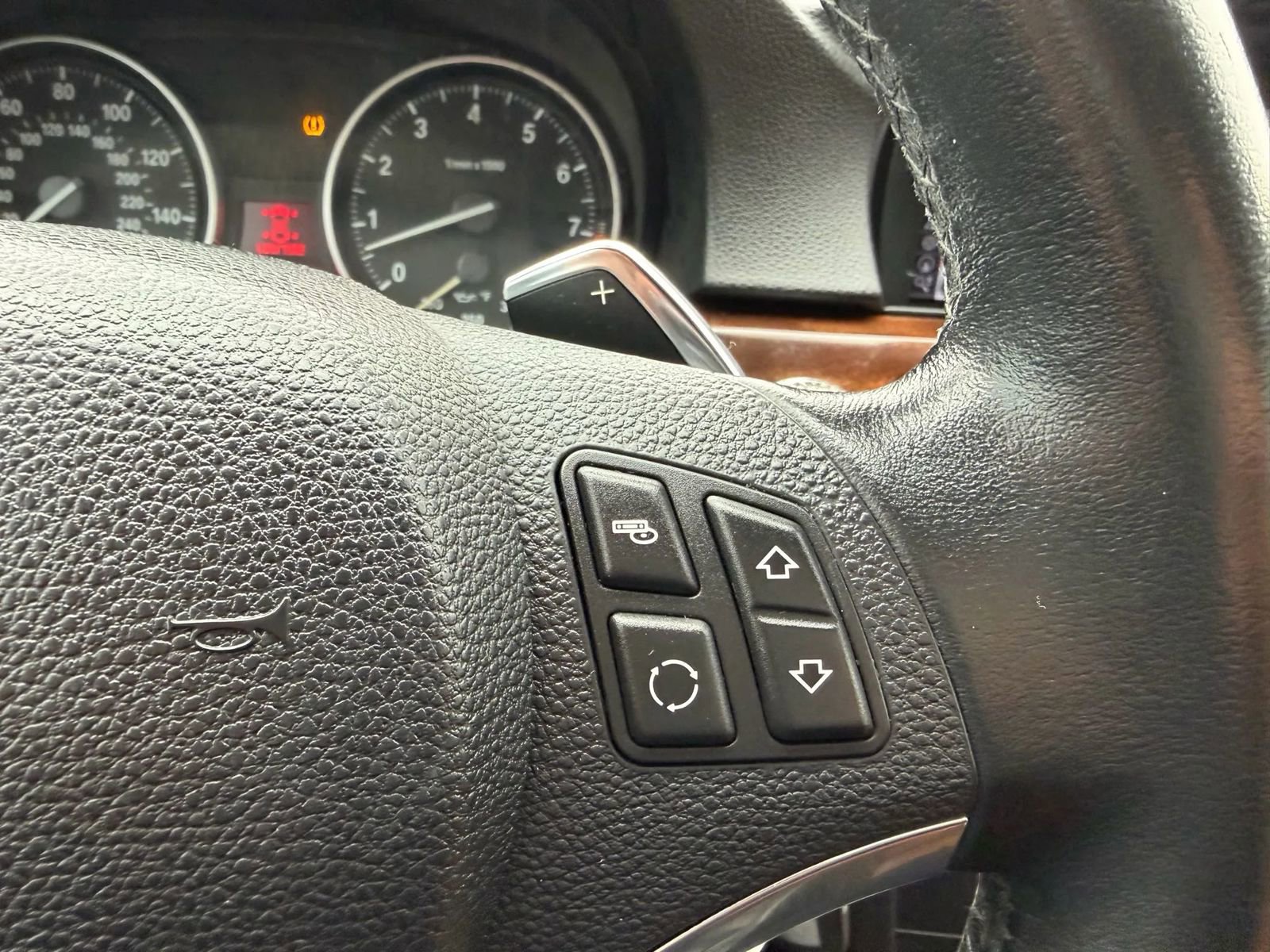 Used 2011 BMW 335i Coupe image 33