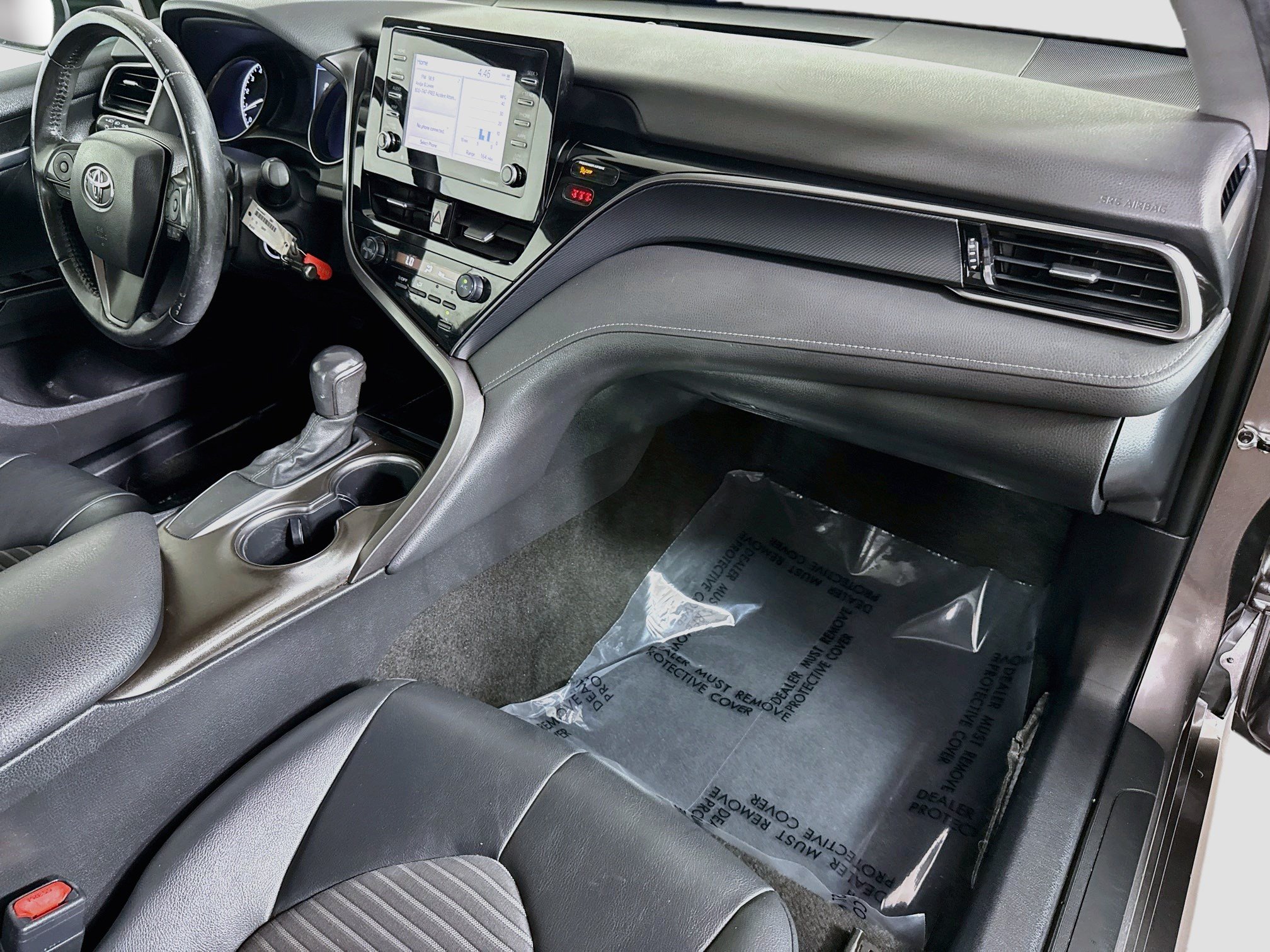 Used 2021 Toyota Camry SE w/ Carpet Mat Package (TMS) FWD image 29