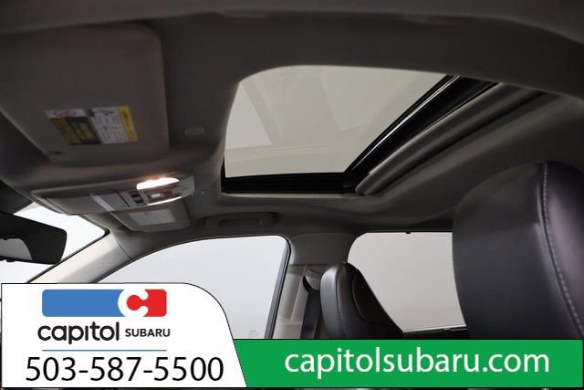 Used 2023 Toyota Highlander Limited image 14