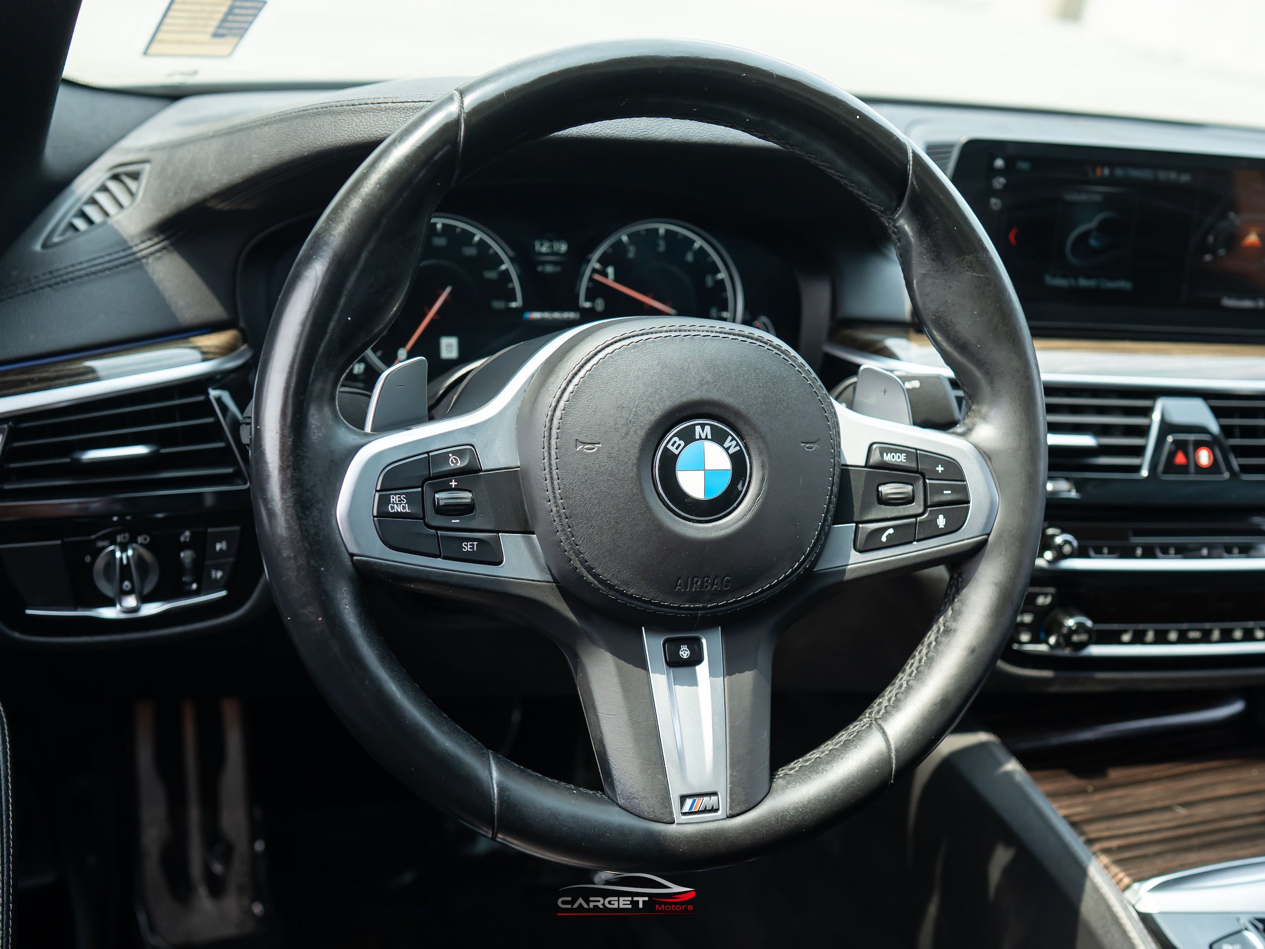 Used 2018 BMW M550i xDrive AWD/4WD image 22