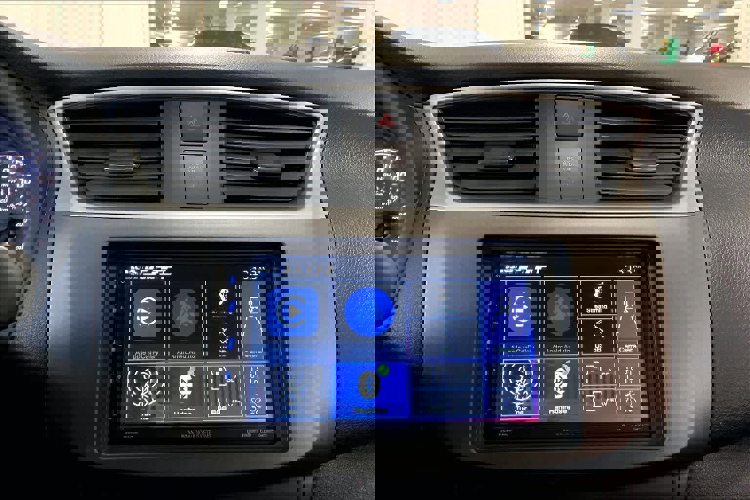 Used 2017 Nissan Sentra S image 36