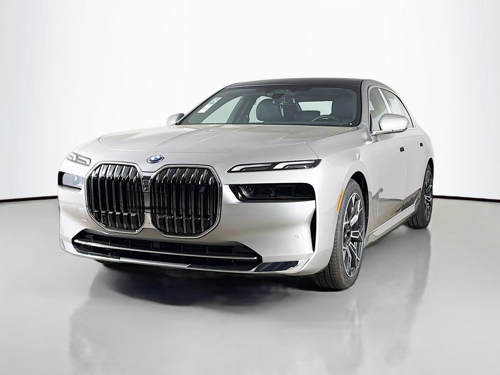 New 2026 BMW i7 xDrive60 AWD/4WD image 3