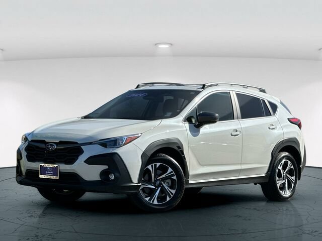 Used 2024 Subaru Crosstrek 2.0i Premium AWD/4WD image 2