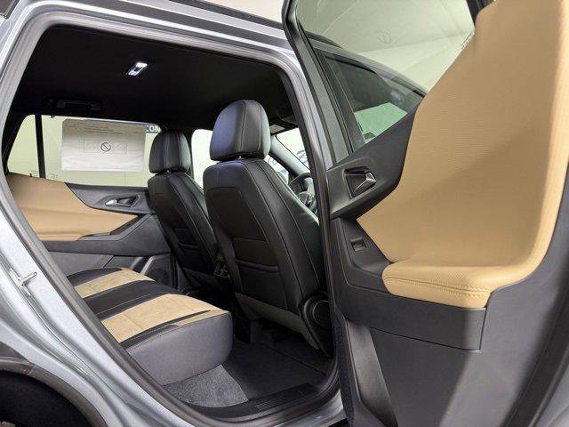 New 2026 Chevrolet Equinox ACTIV image 18
