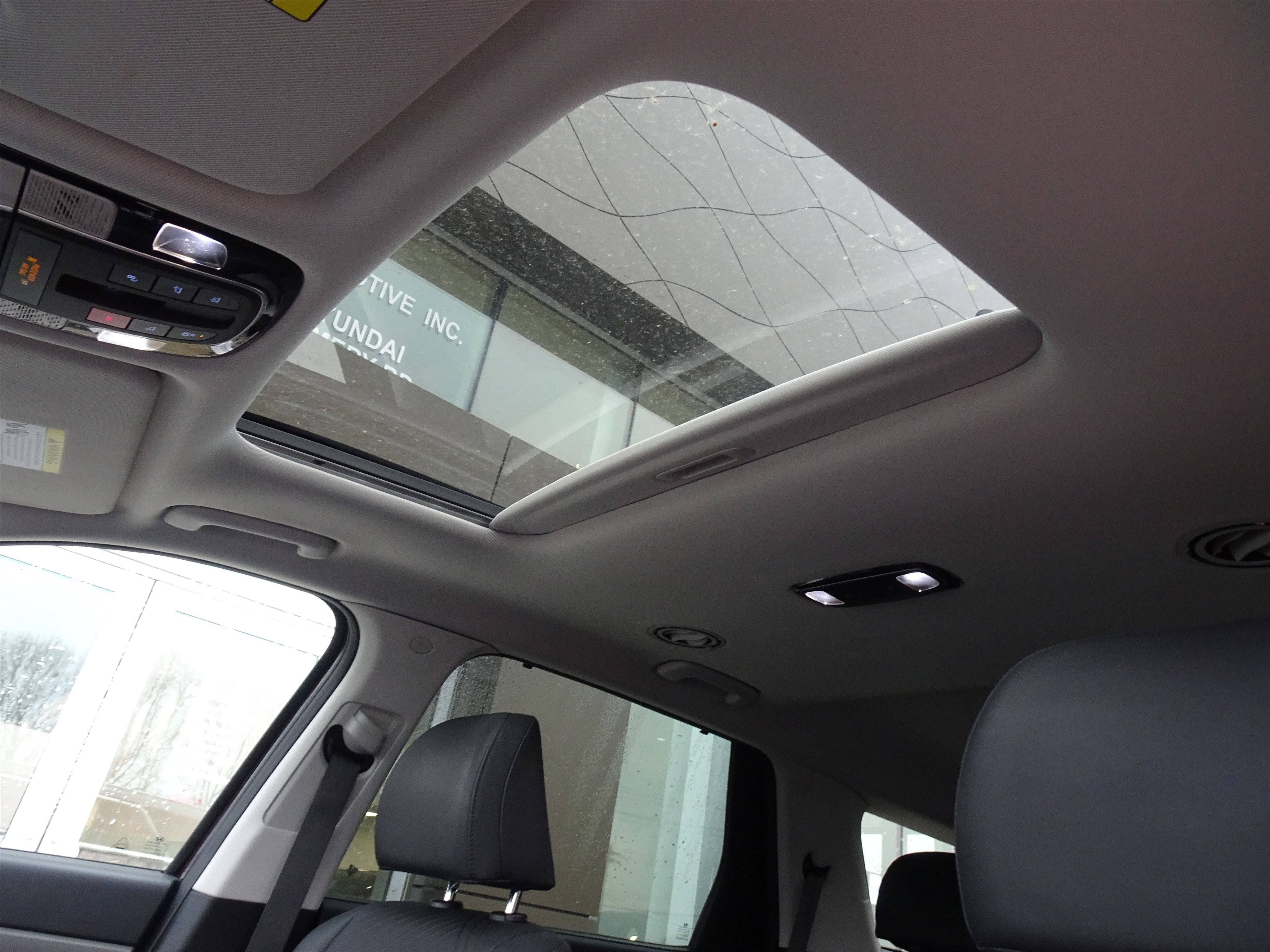 Used 2024 Hyundai Palisade SEL image 11