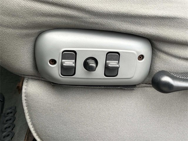 Used 2008 Dodge Ram 2500 Truck SXT image 28