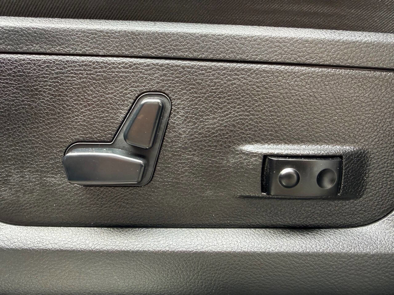 Used 2020 RAM 3500 Laramie AWD/4WD image 21