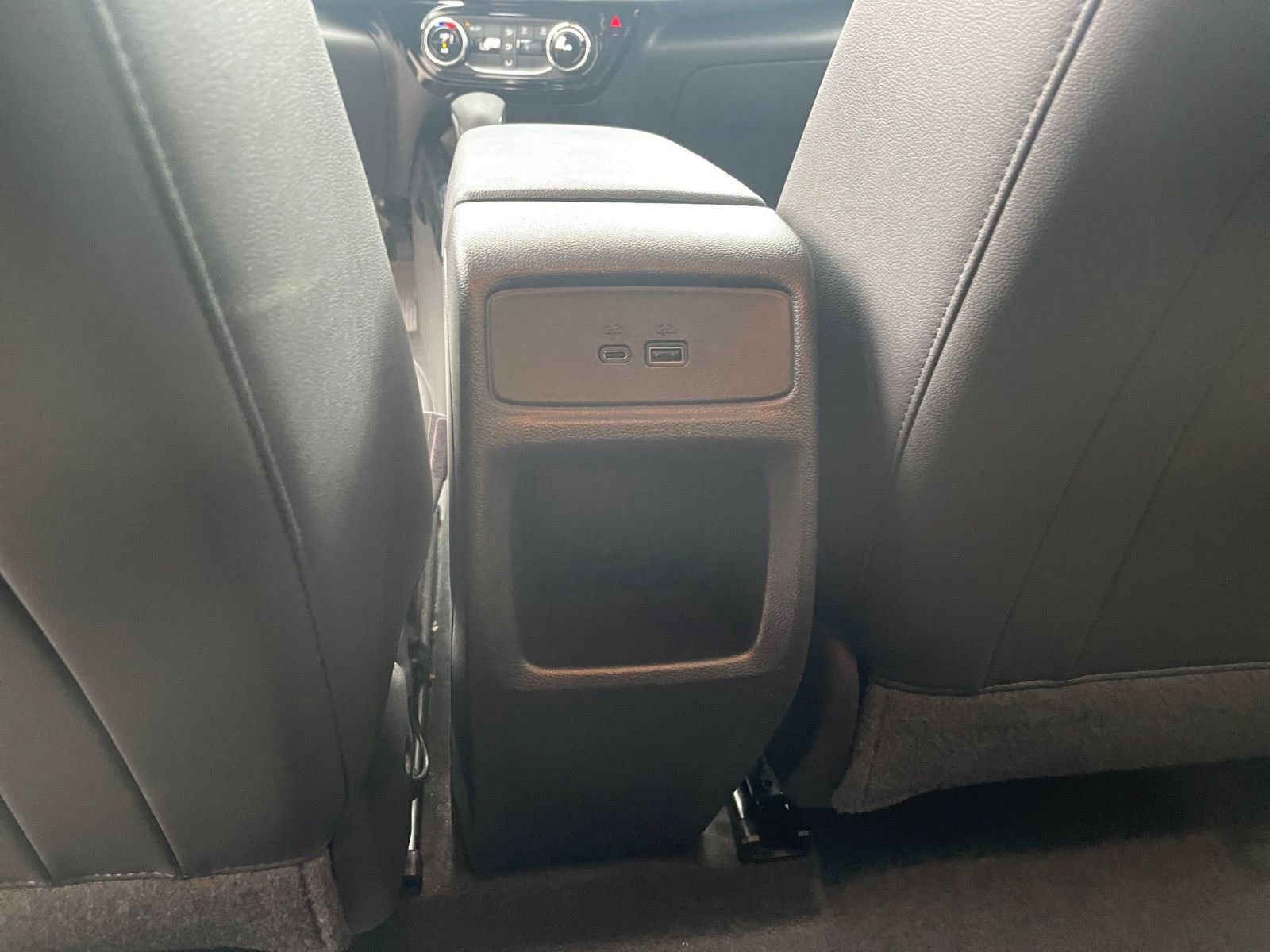 Used 2025 Chevrolet Trax LT image 22