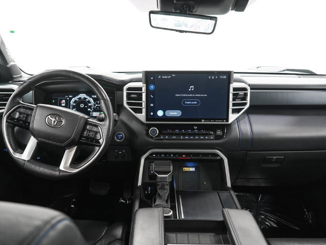 Used 2022 Toyota Tundra Platinum AWD/4WD image 16