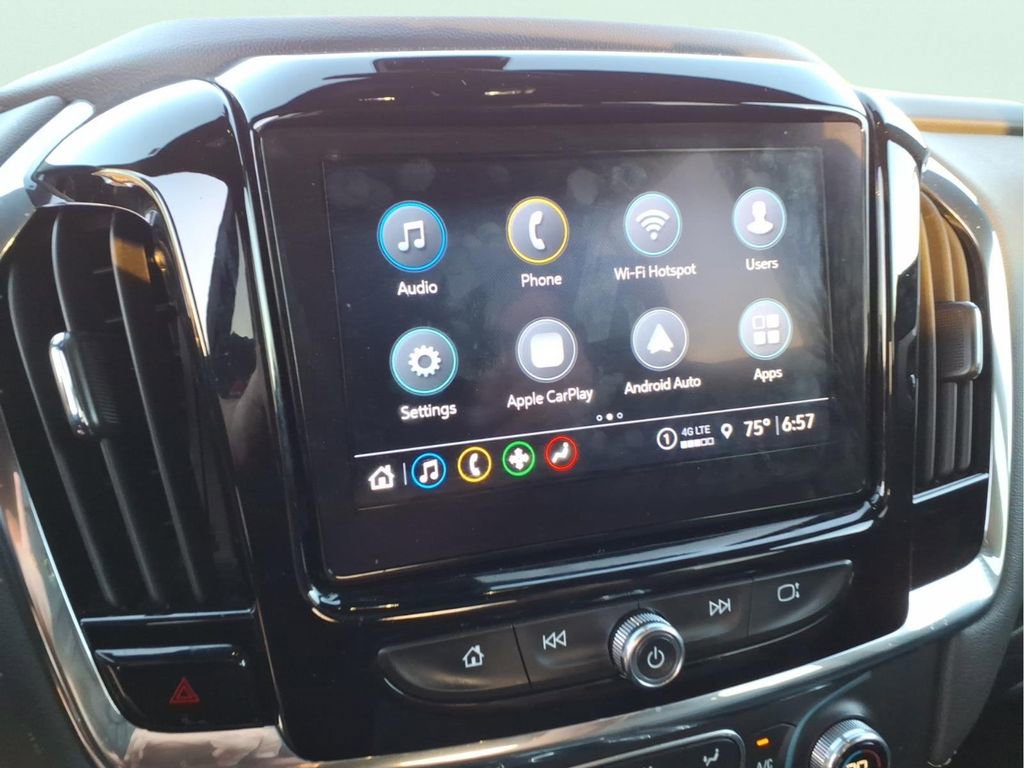 Used 2023 Chevrolet Traverse LT image 23