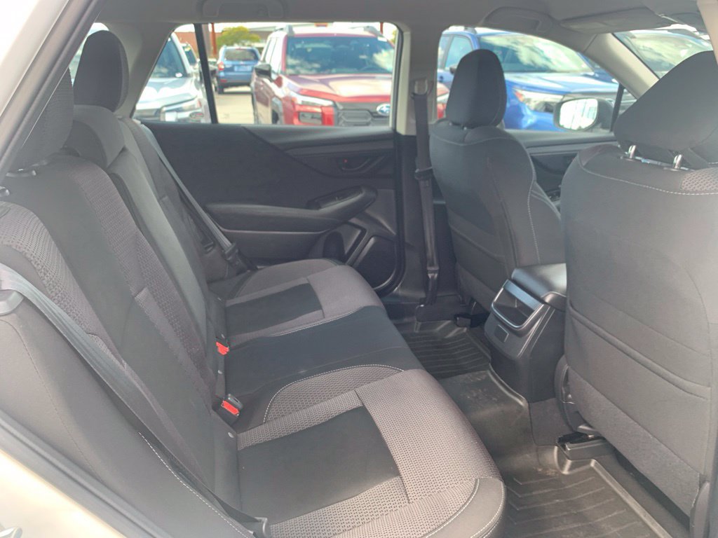 Used 2024 Subaru Outback AWD/4WD image 25