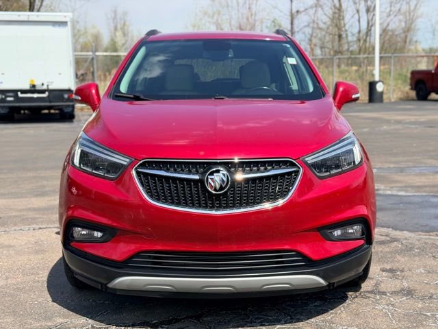 Used 2019 Buick Encore Essence image 2