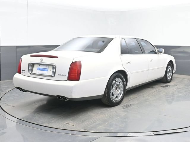 Used 2004 Cadillac De Ville w/ Equipment Group FWD image 10