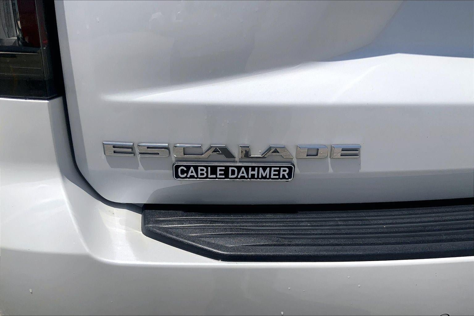 Certified 2022 Cadillac Escalade Sport Platinum w/ Heavy-Duty Trailer Package AWD/4WD image 31