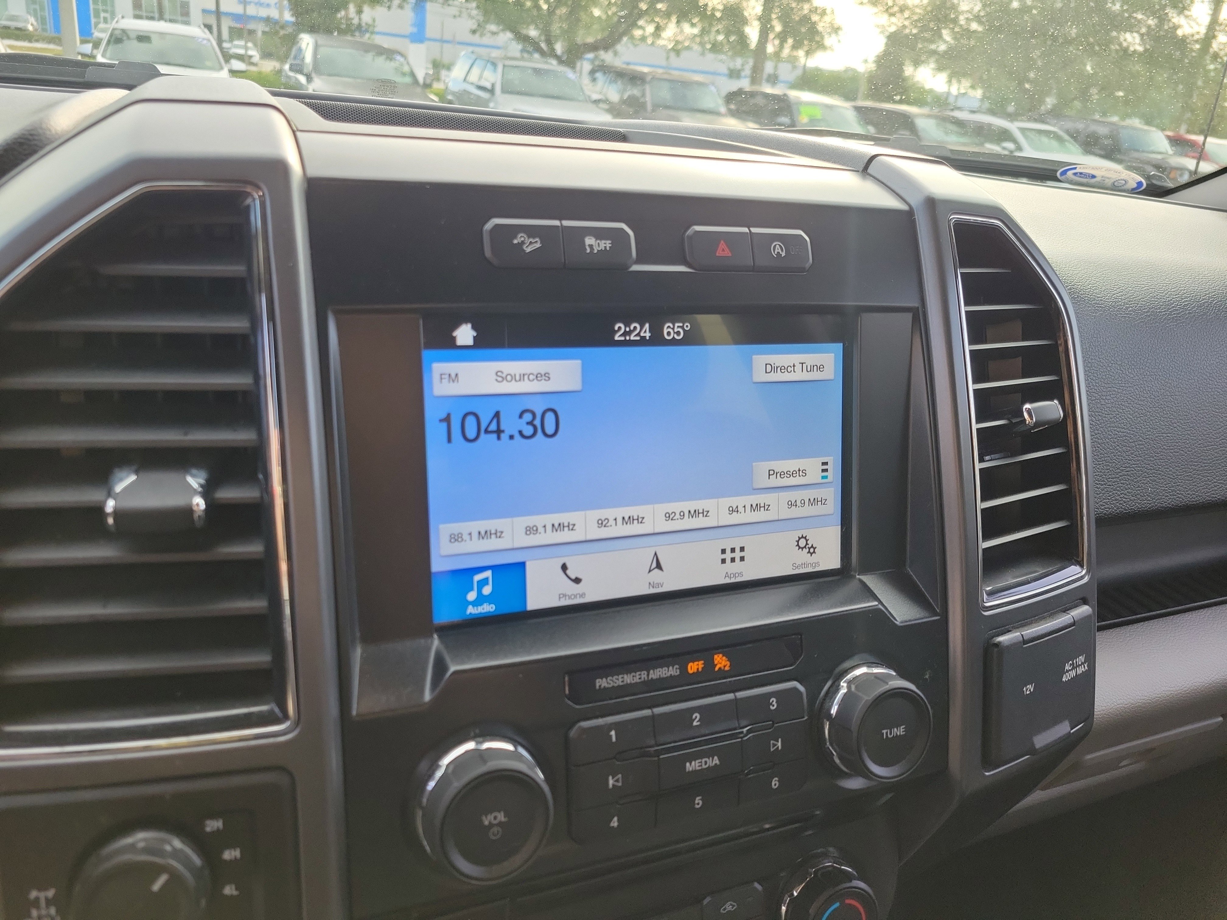 Used 2017 Ford F150 XLT w/ Equipment Group 302A Luxury image 21