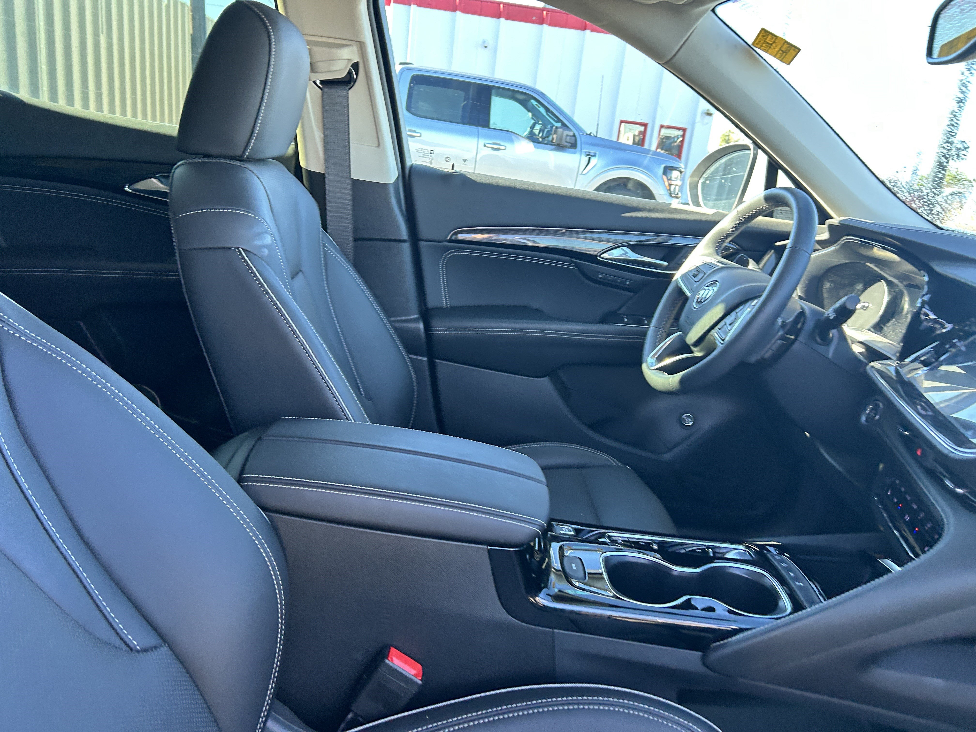 Used 2022 Buick Envision Essence w/ Safety Package AWD/4WD image 13